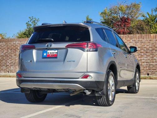 2017 Toyota RAV4 Limited