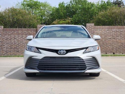 Wind Chill Pearl 2023 Toyota Camry LE