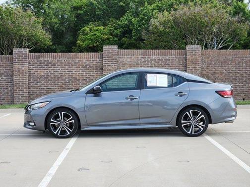 2021 Nissan Sentra SR