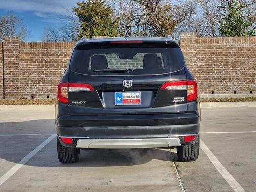 2021 Honda Pilot Touring 8-Passenger