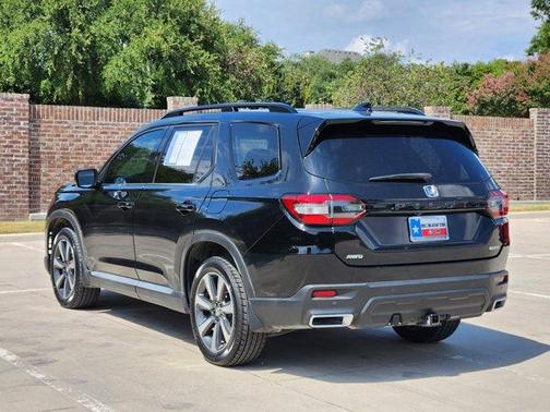 2023 Honda Pilot Elite