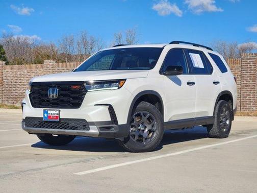 2023 Honda Pilot TrailSport