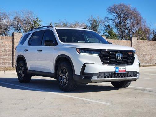 2023 Honda Pilot TrailSport