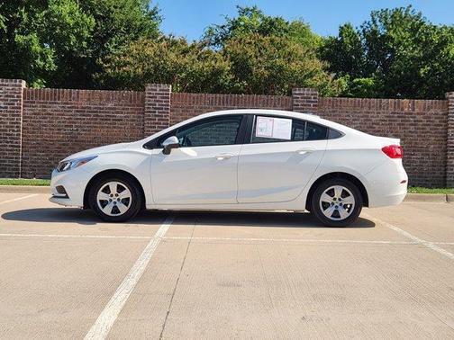2017 Chevrolet Cruze LS