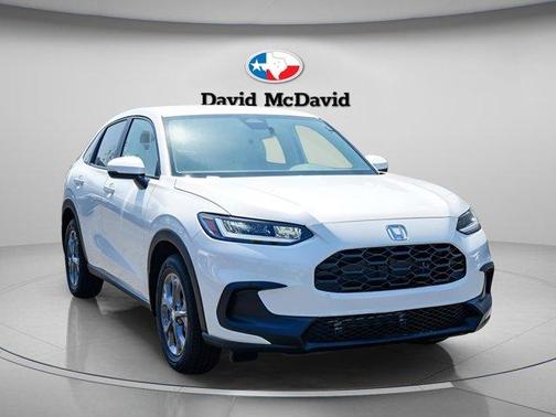 Platinum White Pearl 2026 Honda HR-V LX