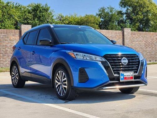 2023 Nissan Kicks SV