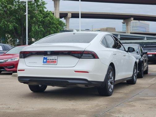 Platinum White Pearl 2023 Honda Accord EX