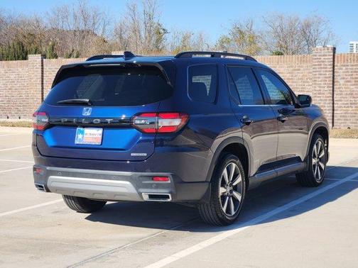 2024 Honda Pilot Touring