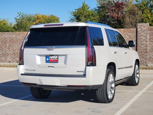2018 Cadillac Escalade Platinum
