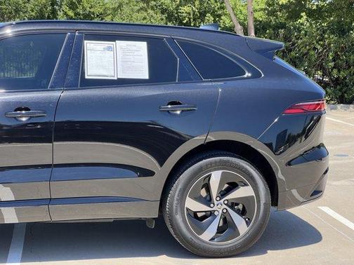 2025 Jaguar F-PACE P250 R-Dynamic S