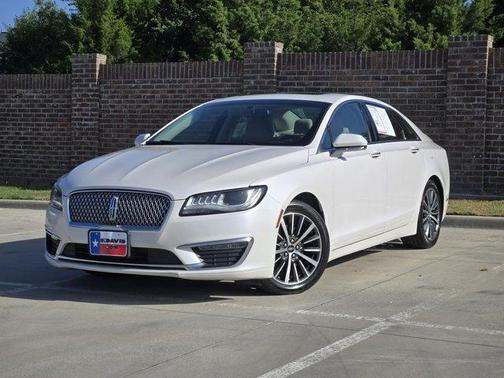 2017 Lincoln MKZ Select