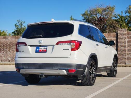 2020 Honda Pilot Touring 8-Passenger
