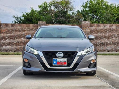 2020 Nissan Altima 2.5 SV