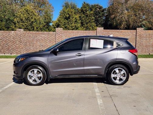 2016 Honda HR-V LX
