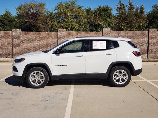 2024 Jeep Compass Latitude
