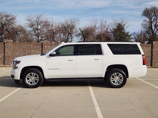 2017 Chevrolet Suburban LT