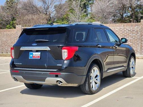 2023 Ford Explorer Platinum