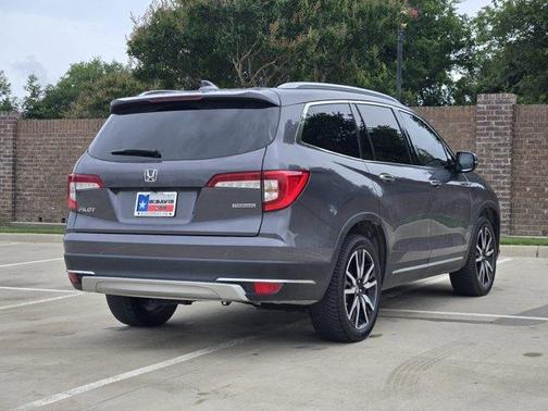 2019 Honda Pilot Touring 7-Passenger