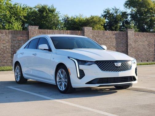 2024 Cadillac CT4 Luxury