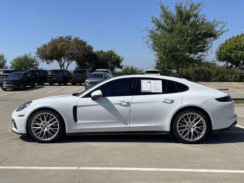 2020 Porsche Panamera 4