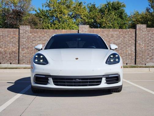 2020 Porsche Panamera 4