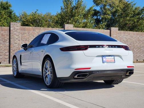 2020 Porsche Panamera 4