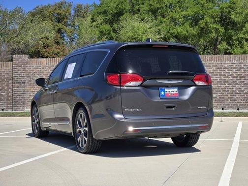 2018 Chrysler Pacifica Limited