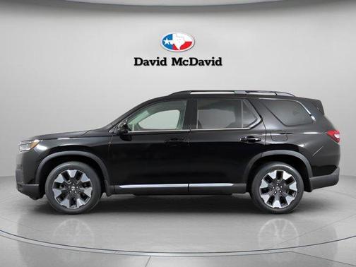 Crystal Black Pearl 2026 Honda Pilot Elite