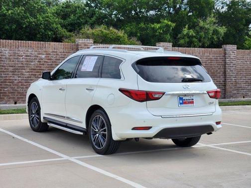 2017 INFINITI QX60 Base