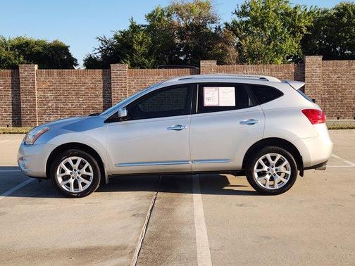 2013 Nissan Rogue SV w/SL Pkg