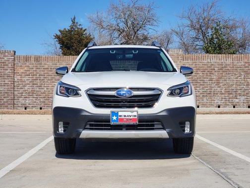 2022 Subaru Outback Touring