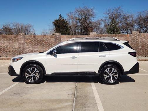 2022 Subaru Outback Touring