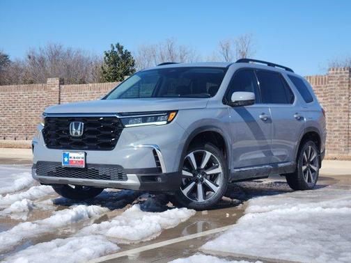 2023 Honda Pilot Touring