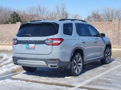 2023 Honda Pilot Touring