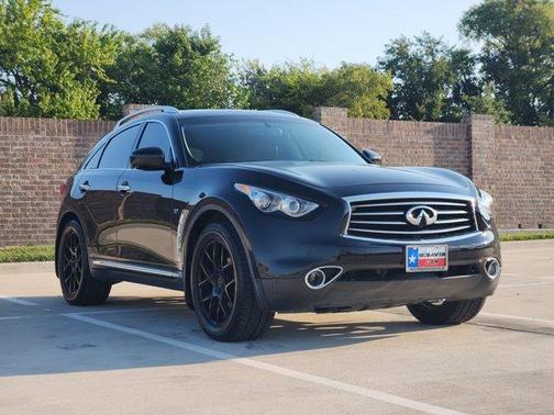 2014 INFINITI QX70 Base