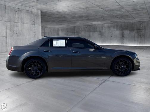 2019 Chrysler 300 Touring