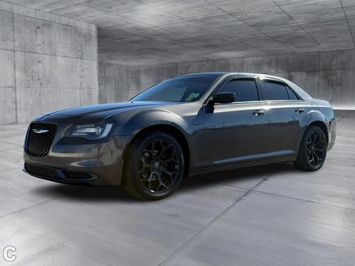 2019 Chrysler 300 Touring