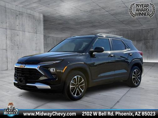 Mosaic Black Metallic 2025 Chevrolet Trailblazer LT