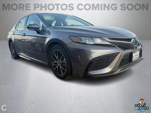 2024 Toyota Camry Hybrid SE