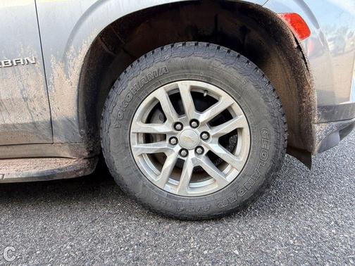 2022 Chevrolet Suburban LT