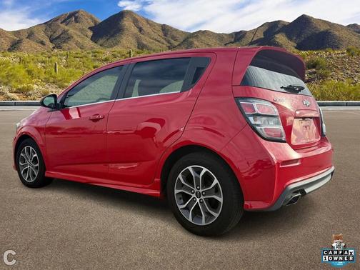 2020 Chevrolet Sonic FWD Hatchback LT 5-Door