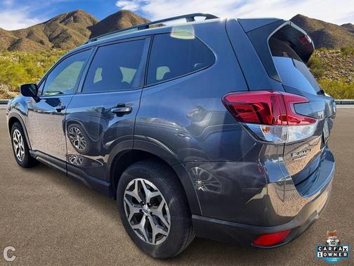 2022 Subaru Forester Premium