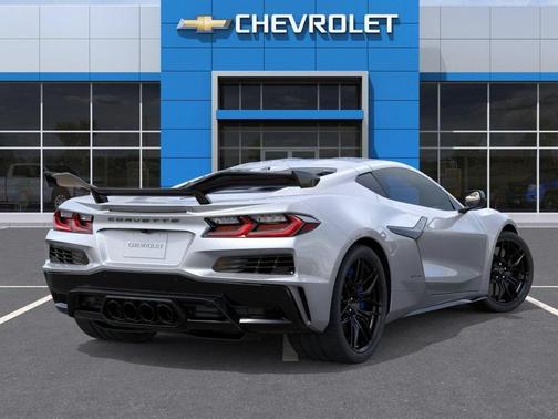 Blade Silver Metallic 2026 Chevrolet Corvette Z06