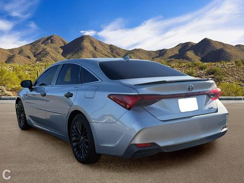 Celestial Silver Metallic 2021 Toyota Avalon Hybrid XSE
