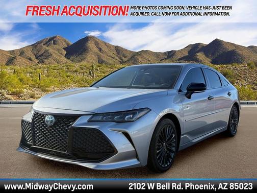 Celestial Silver Metallic 2021 Toyota Avalon Hybrid XSE