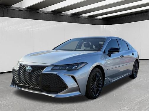 Celestial Silver Metallic 2021 Toyota Avalon Hybrid XSE