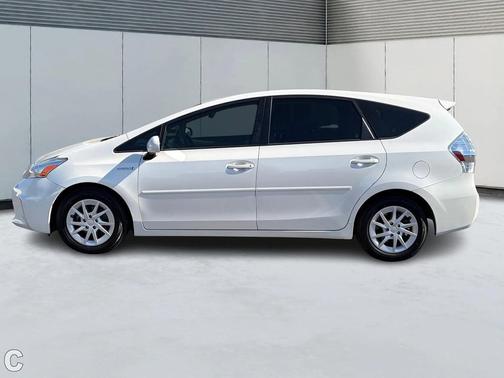 2013 Toyota Prius v Two