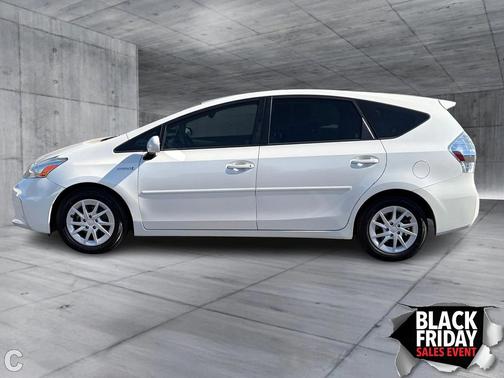 2013 Toyota Prius v Two