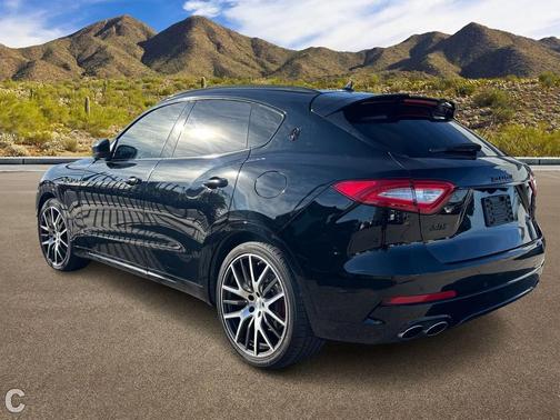 2017 Maserati Levante S