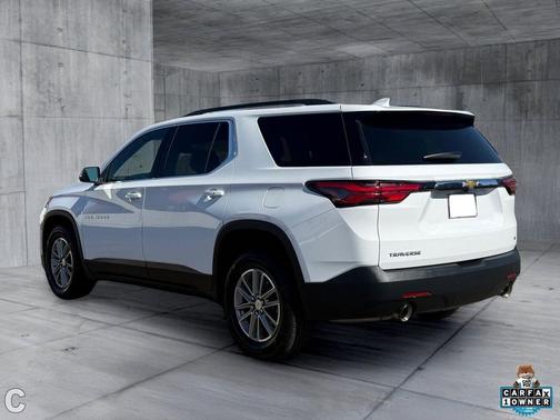 Summit White 2023 Chevrolet Traverse LT Cloth